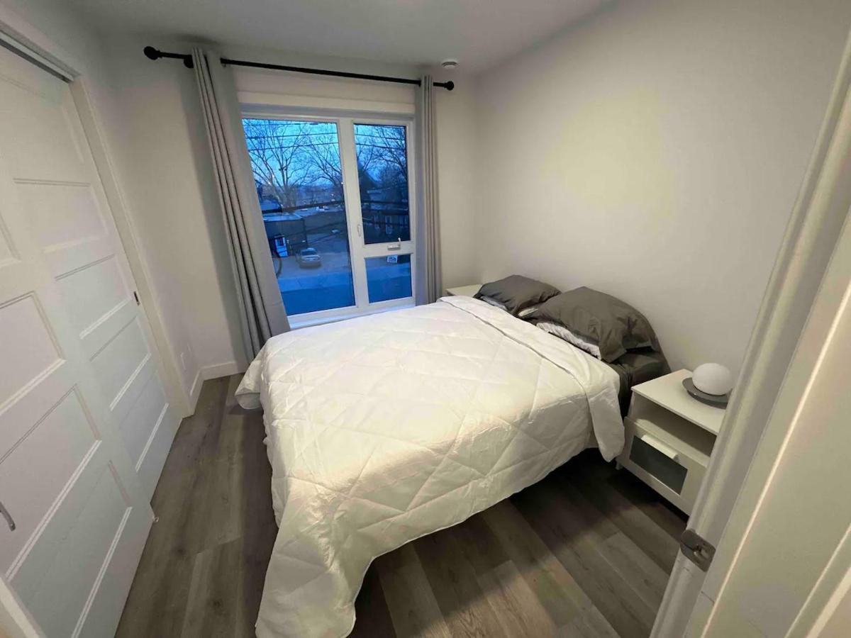 New With 1 Bedroom - 1905 *